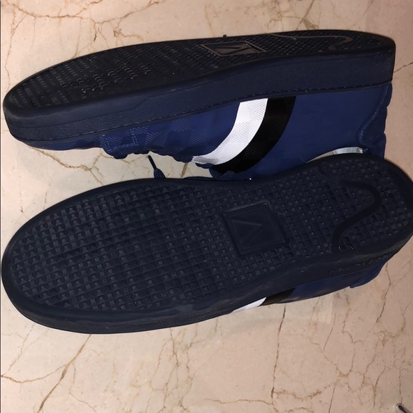 Louis Vuitton men blue sneakers!! - Picture 3 of 5